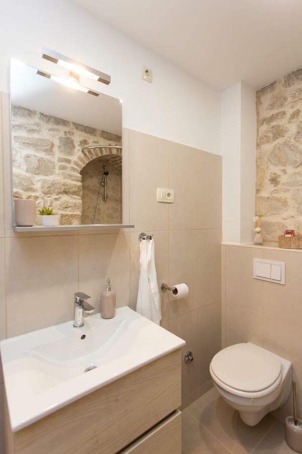 Studio Apartman "Brce" Kaštela 外观 照片